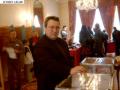 London – Ambassador Ihor O Mitiukov casts his votes in the opulent surroundings of his Embassy. (STORY)